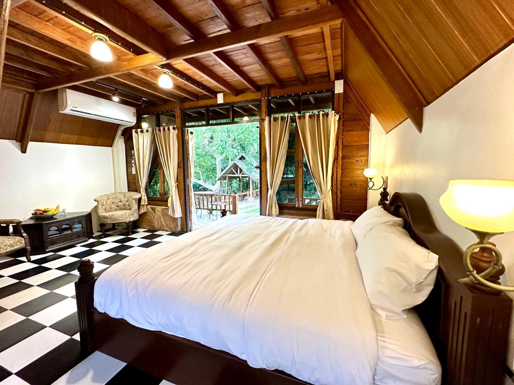 Ban Keawmora Hotel Pang Mapha Bagian luar foto