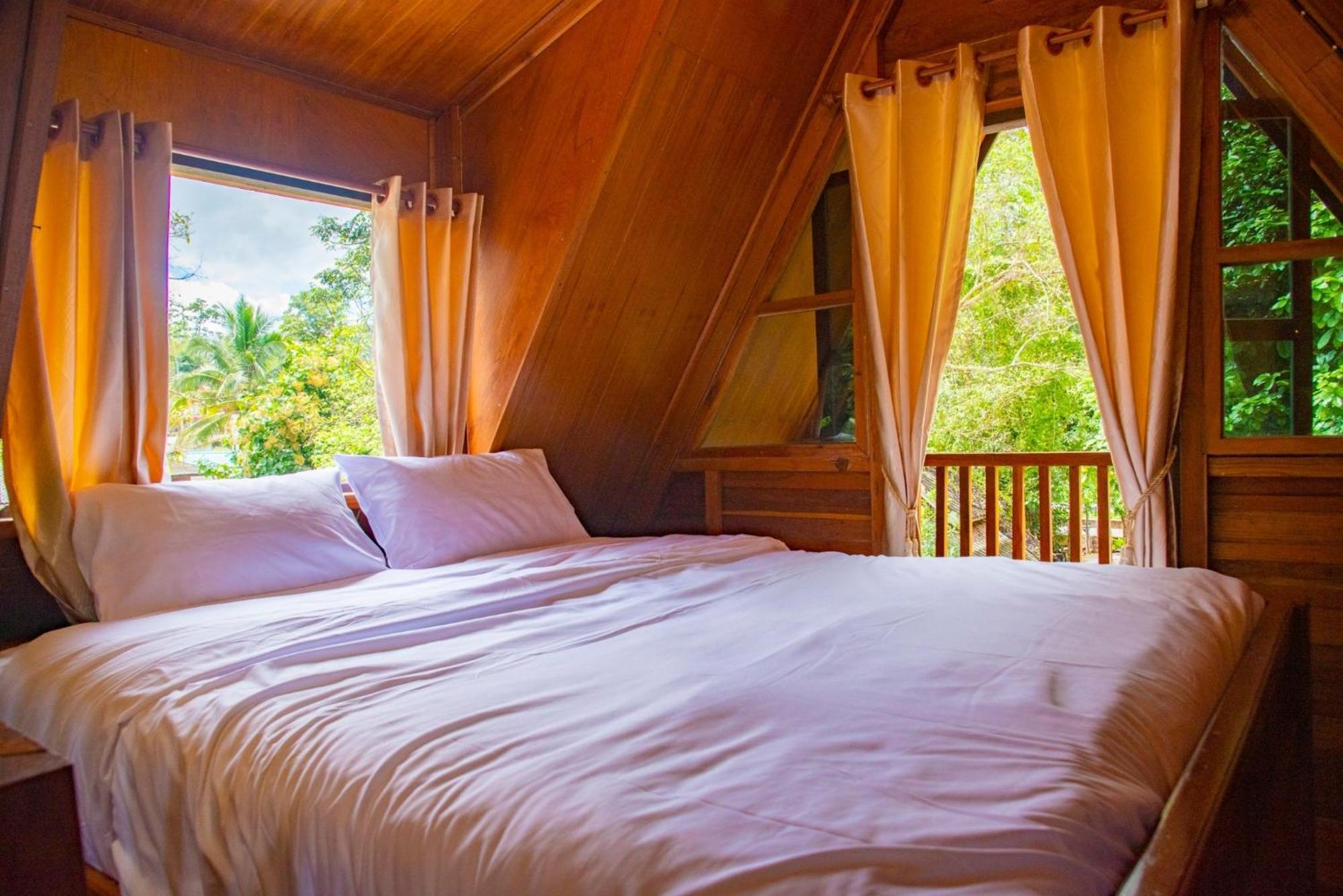 Ban Keawmora Hotel Pang Mapha Bagian luar foto