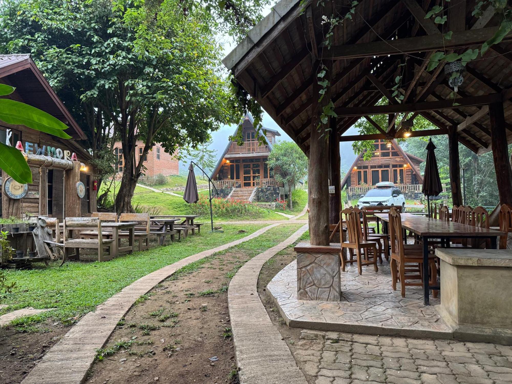 Ban Keawmora Hotel Pang Mapha Bagian luar foto