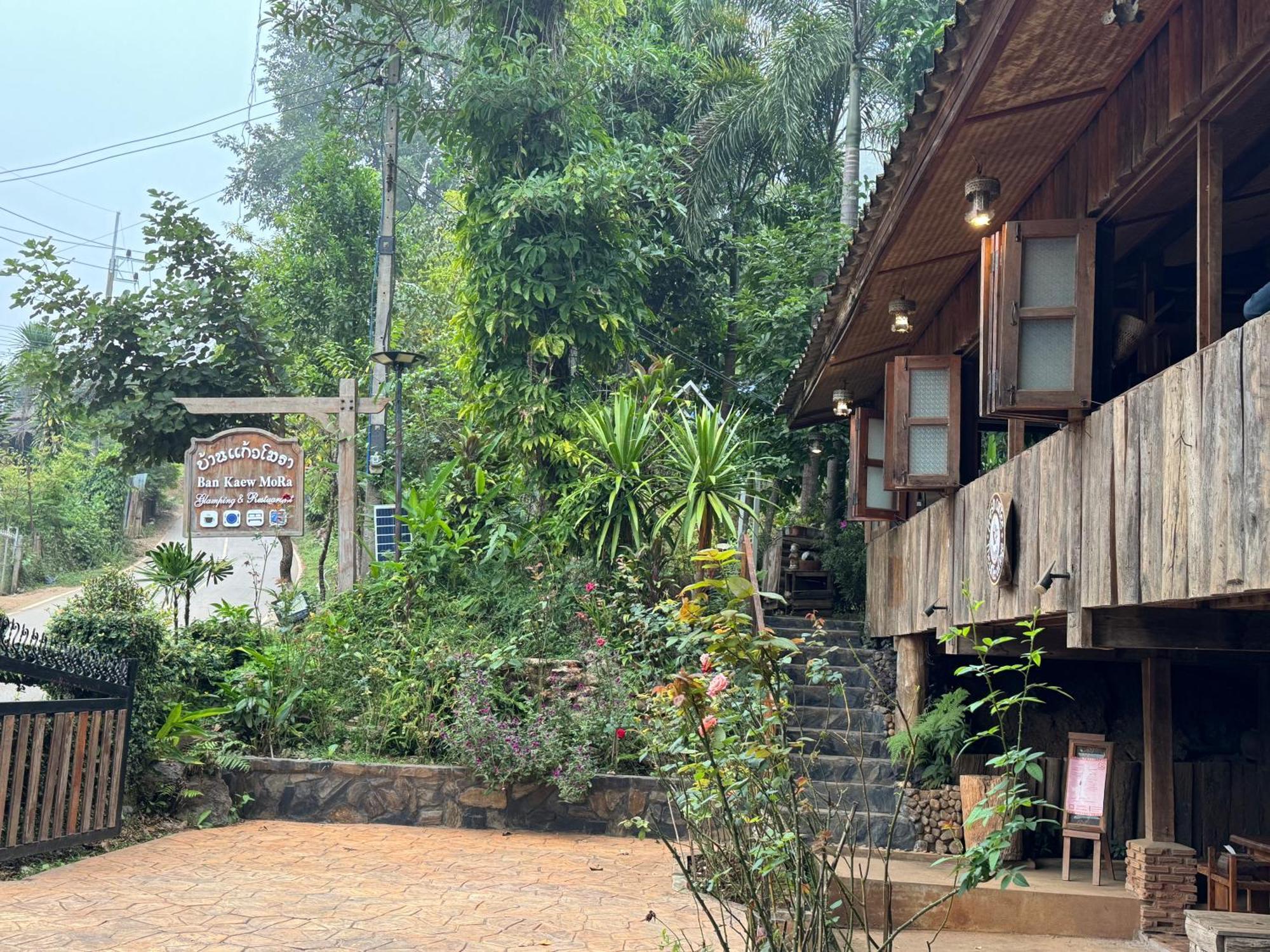 Ban Keawmora Hotel Pang Mapha Bagian luar foto